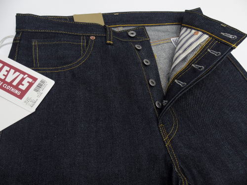 LEVIS-44501-0072-blog-002.jpg