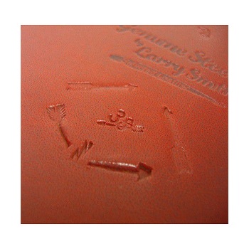 threeeight_ls-leather-mousepad-arrow_3.jpg