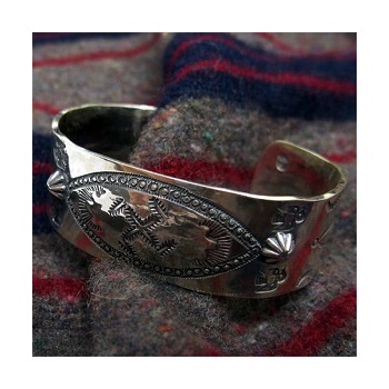 threeeight_ls-swastikashell-bangle-br0070.jpg