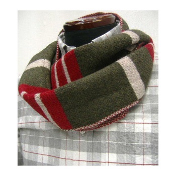 threeeight_gilbert-reversible-scarf-olive.jpg