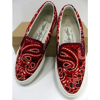 threeeight_seveskig-holiday-slipon-red.jpg